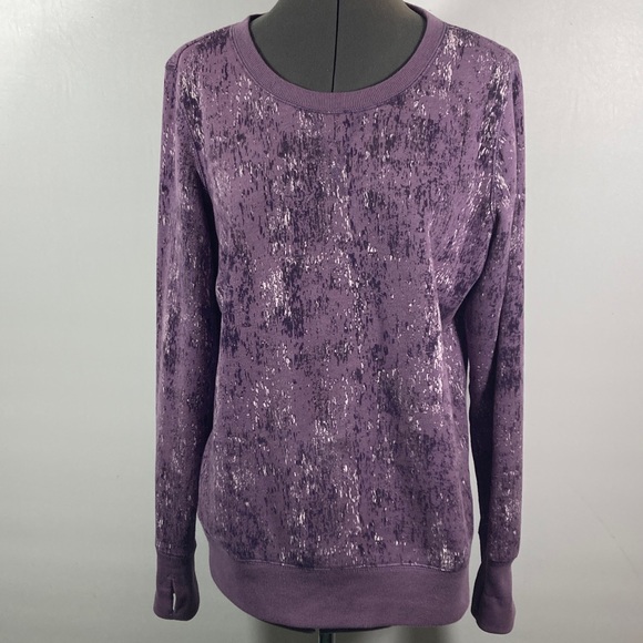 tek gear Tops - Tek Gear Fleece Pull Over Women Size Large Soft Cozy Lavender Thumb Holes